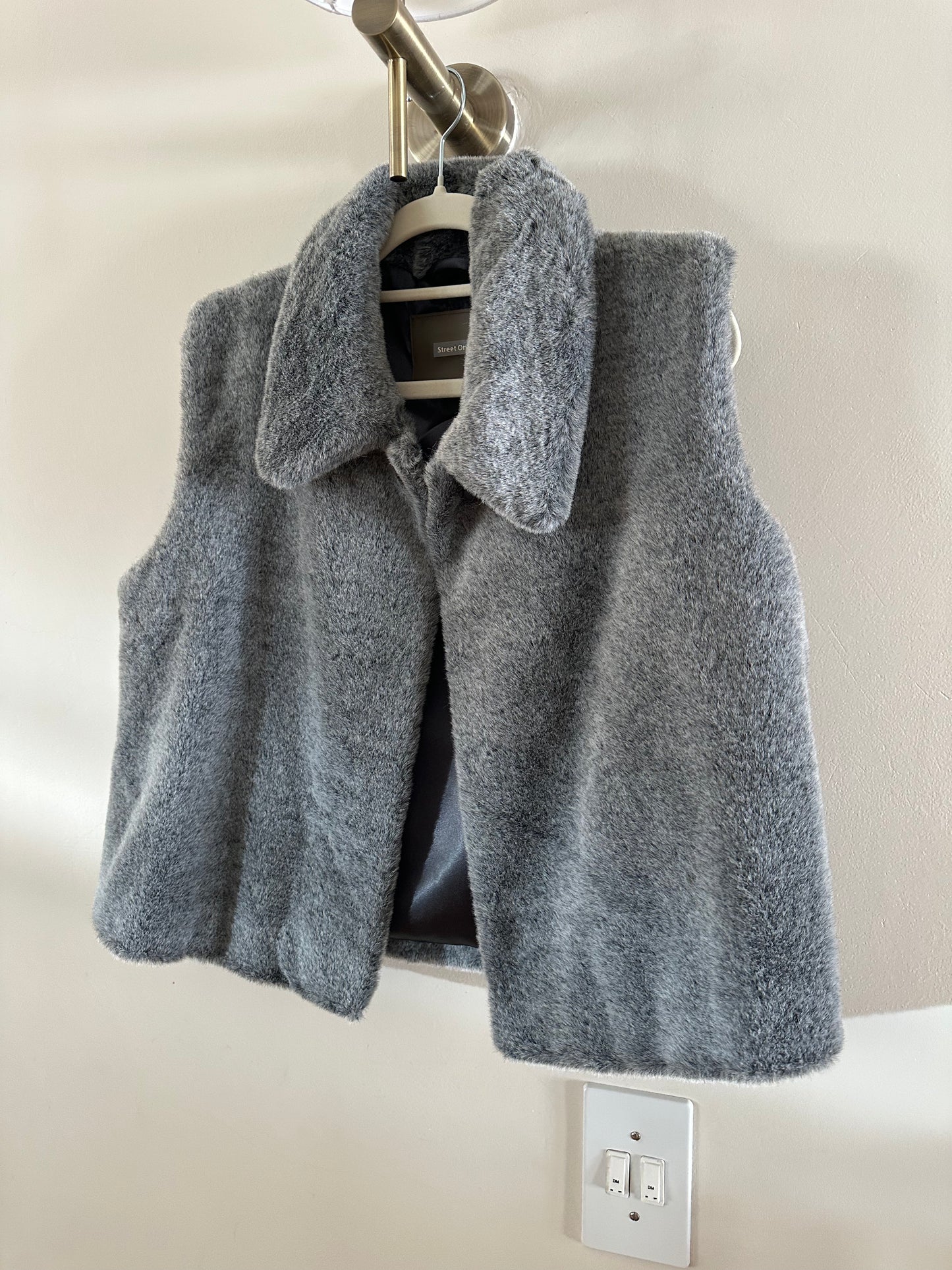 Grey faux fur sleeveless jacket (medium)