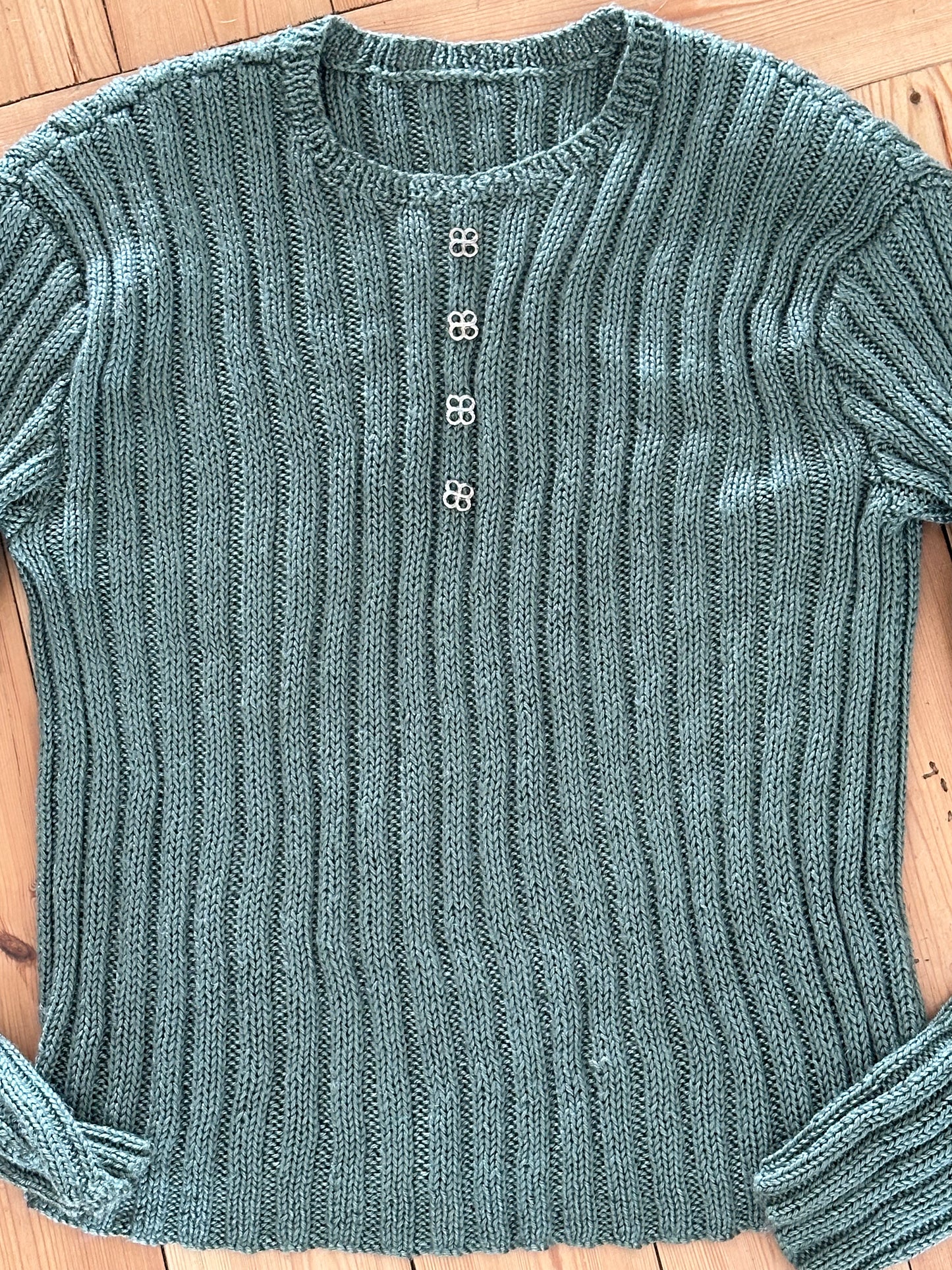 Green handmade ribbed knit jersey (medium)