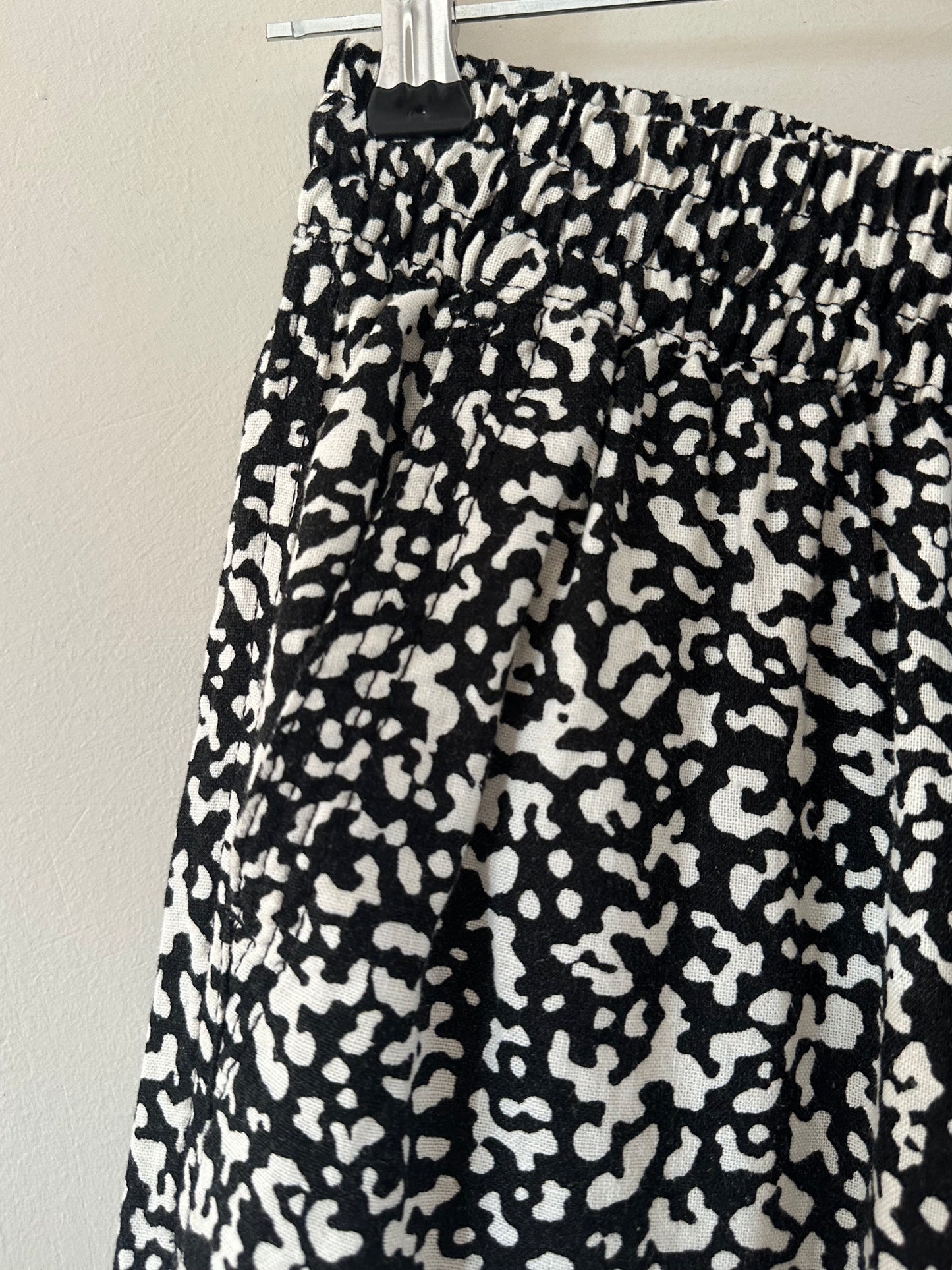 Linen blend M&S animal print pants (size 6)
