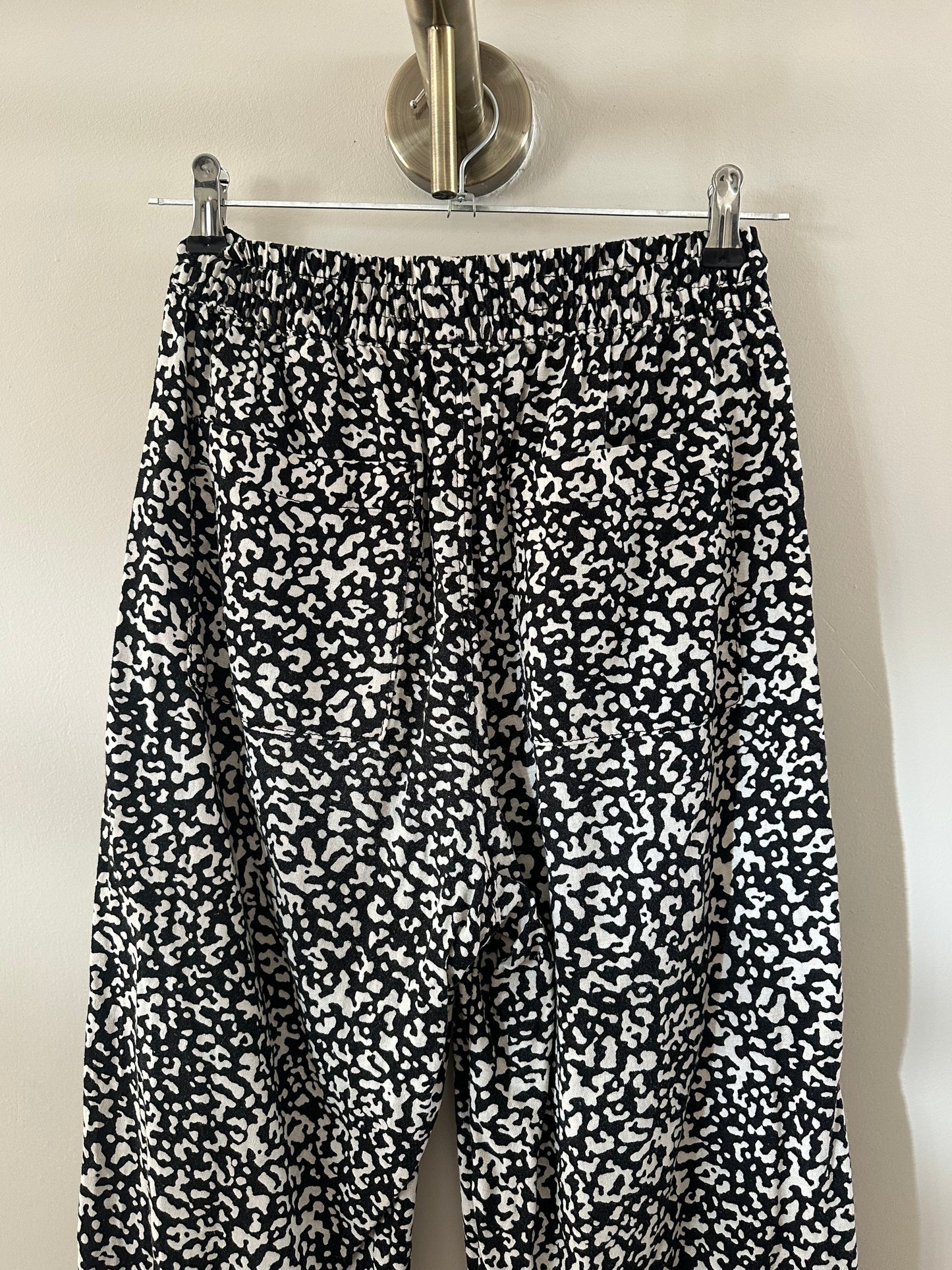 Linen blend M&S animal print pants (size 6)
