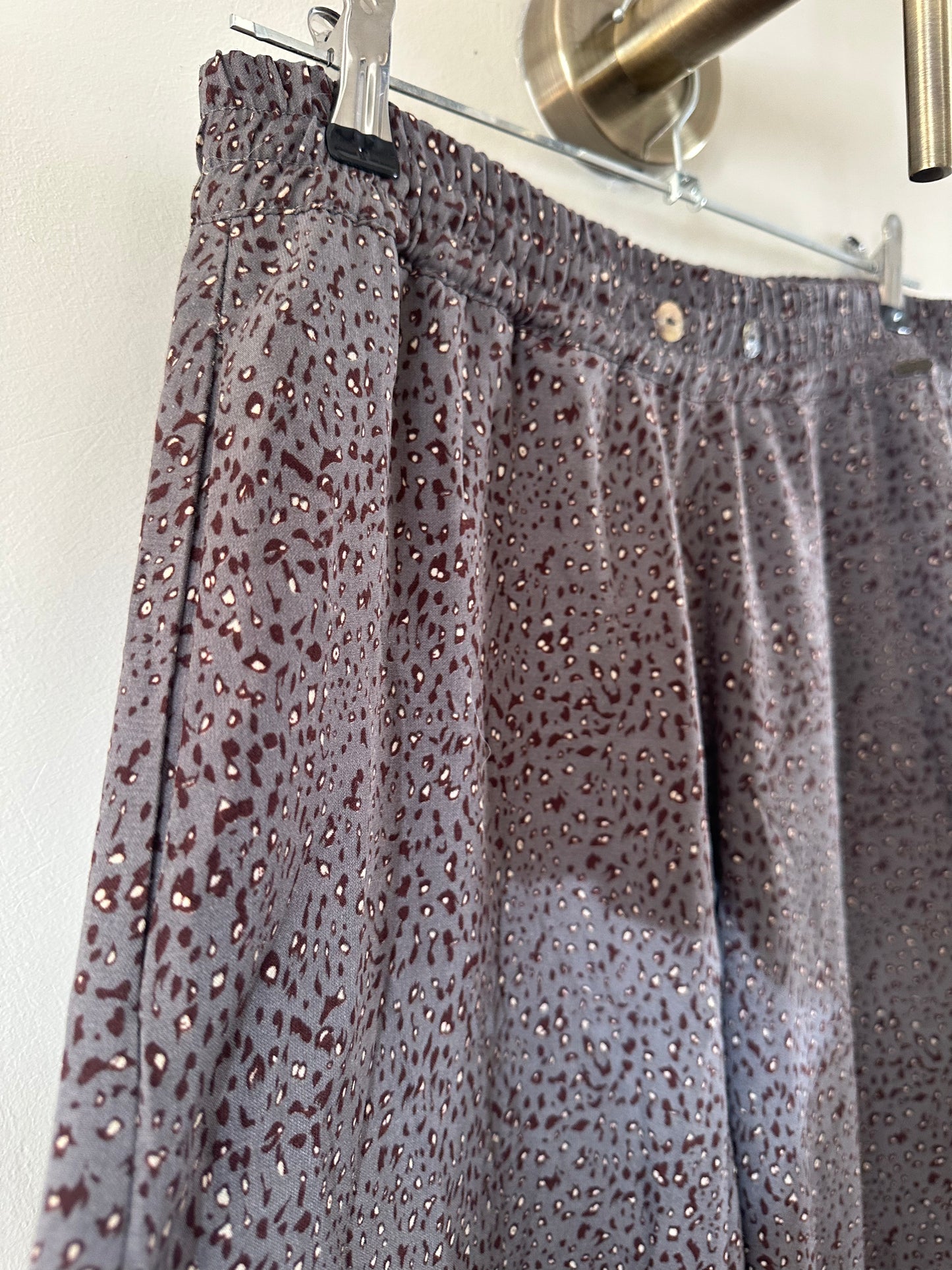 Desray grey animal print pants (size 36)
