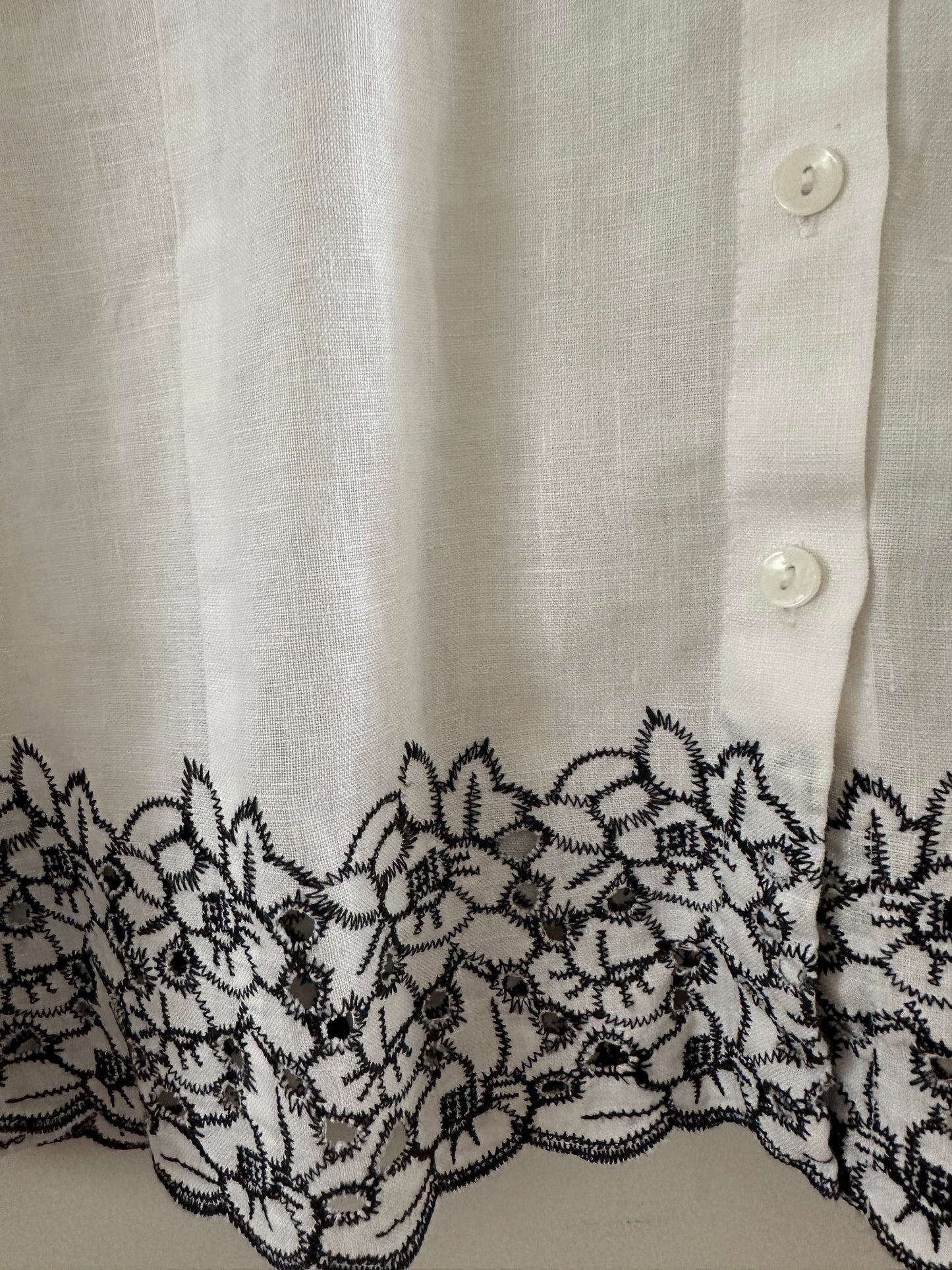 White linen top with embroidery (medium)