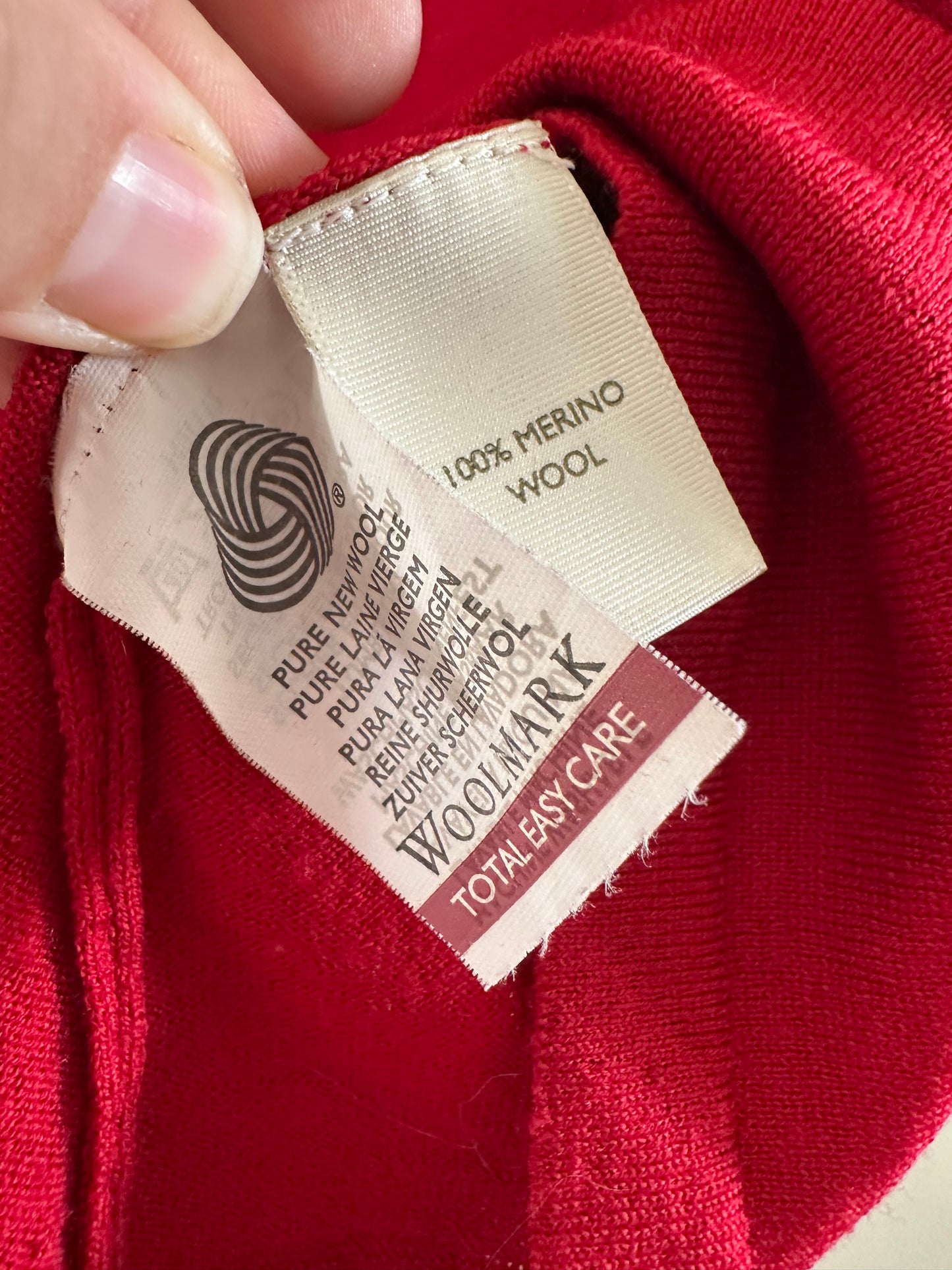 Red merino wool turtle neck jersey (small)